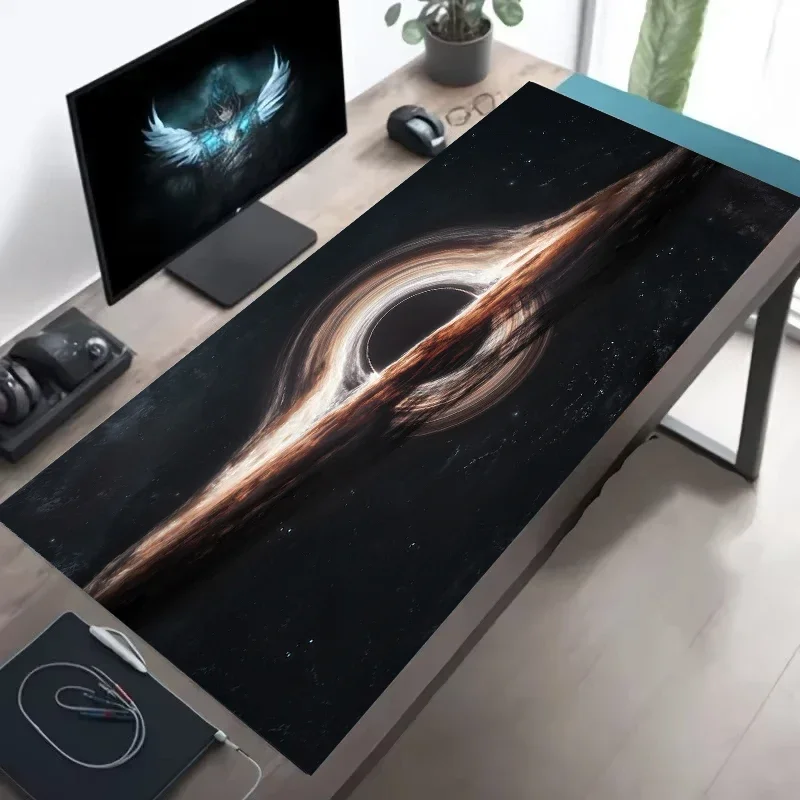 コスミック・ブラックホール・マウスパッド 900x450mm - Gaming Keyboard Mini のレビューと価格
